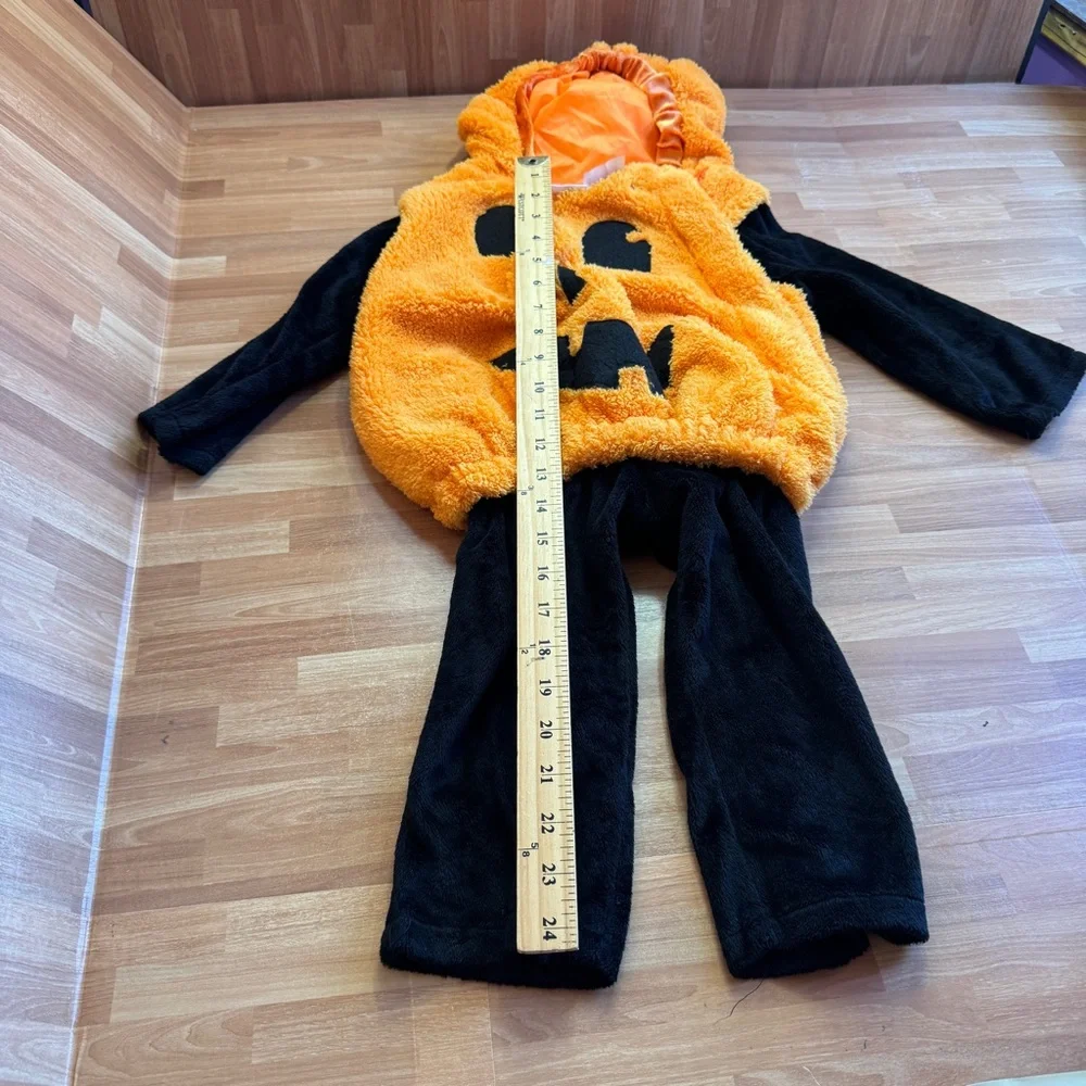 Pumpkin costume size 2t unisex baby toddler Halloween pumpkin costume